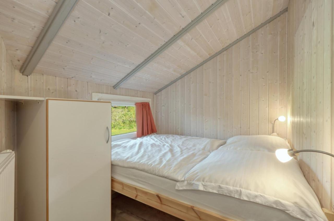 Kranich Ferienhaeuser Mit Innenpool Hohendorf  エクステリア 写真