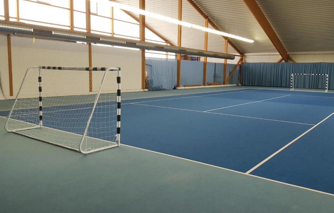 Kranich Ferienhaeuser Mit Innenpool Hohendorf  エクステリア 写真