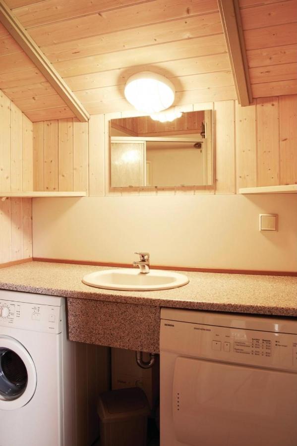 Kranich Ferienhaeuser Mit Innenpool Hohendorf  エクステリア 写真